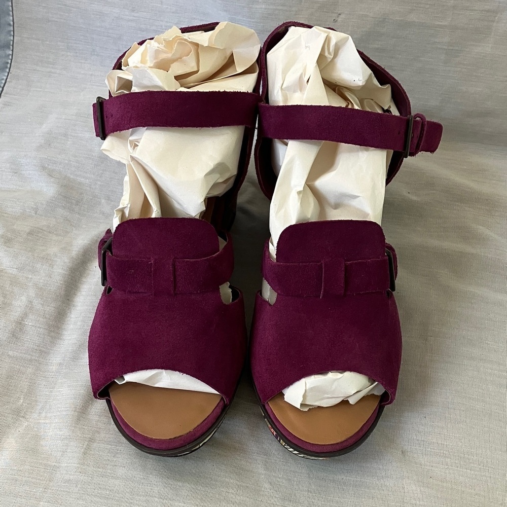 Women's Suede Buckle Wedge Sandal in Berry - Picture 2 of 16